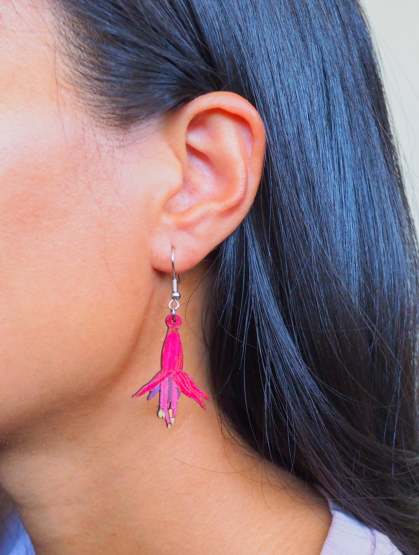 Fuchsia (Kōtukutuku) Wooden Rimu Earrings