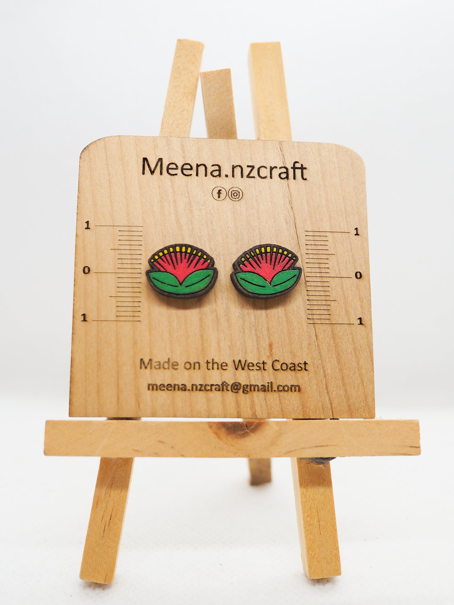 Southern Rata Wooden Rimu Stud Earrings