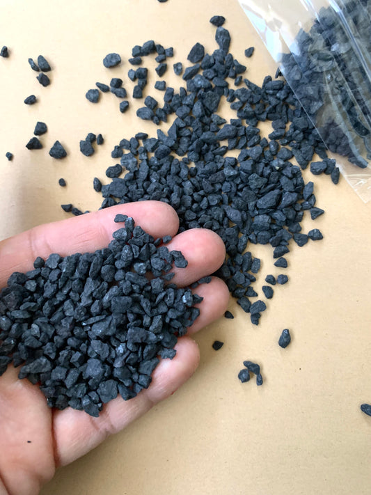 Black Decorative Pebbles for Terrariums