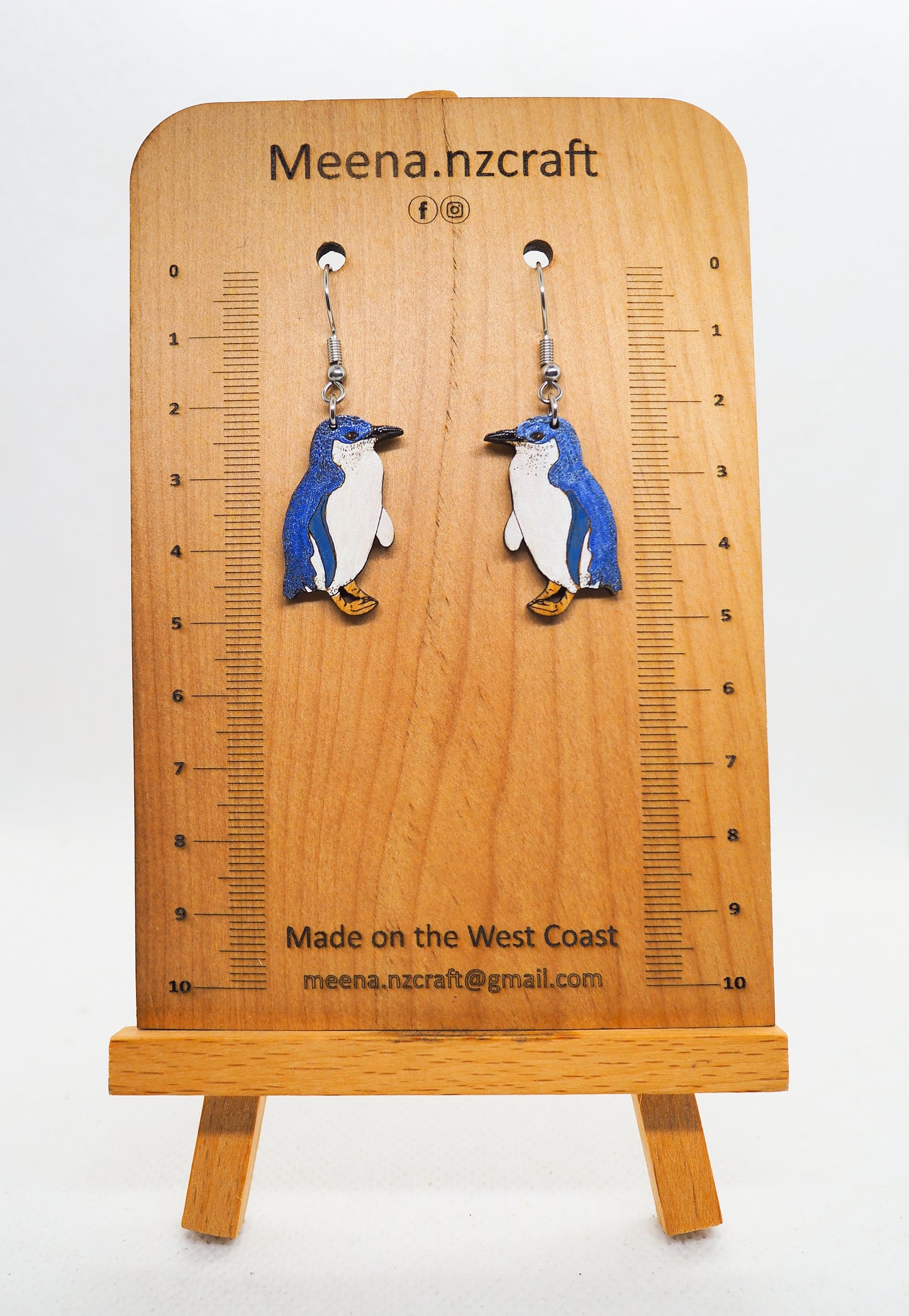 Little Blue Penguin (Kororā) Wooden Rimu Earrings