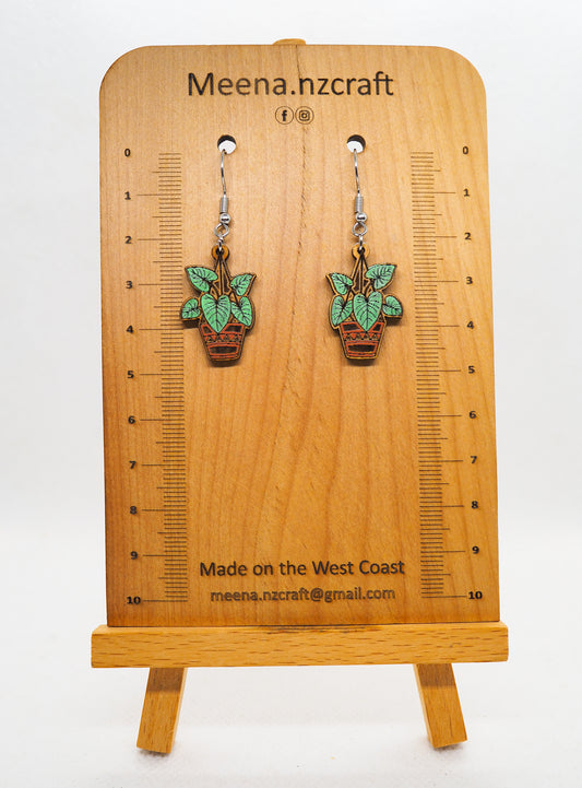 Hanging Plant Wooden Rimu Earrings